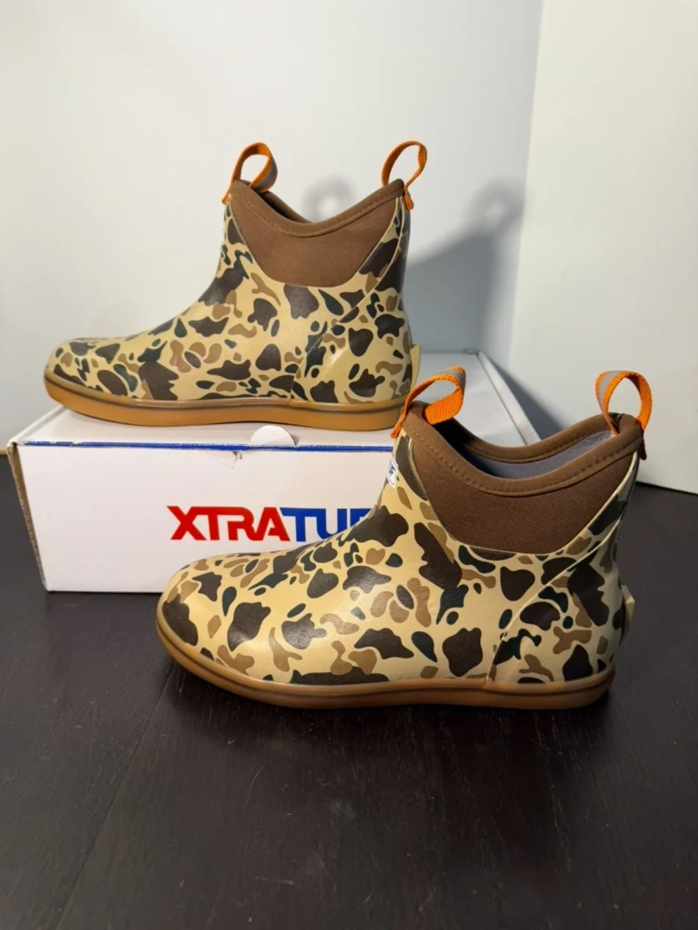 Xtratuf 6